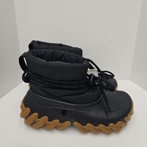 CROCS Men's Black and Tan Rain Boots